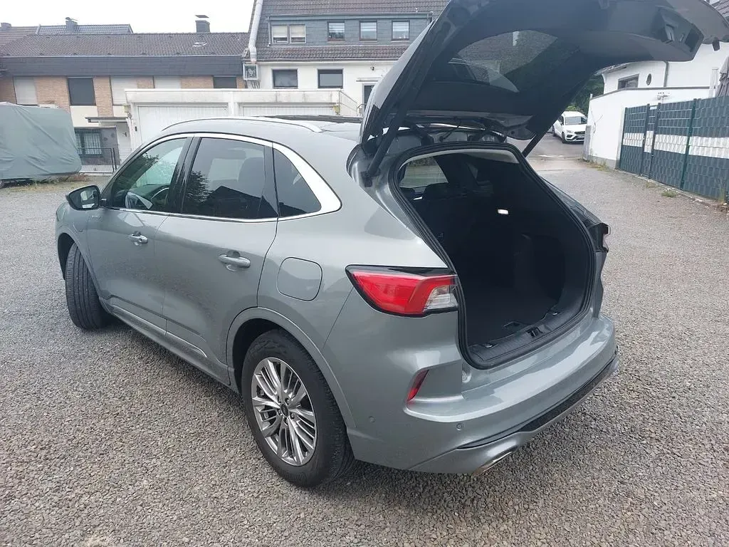 Gebraucht Ford Kuga Vignale 224 PS (164 kW) 2022 Silber SUV