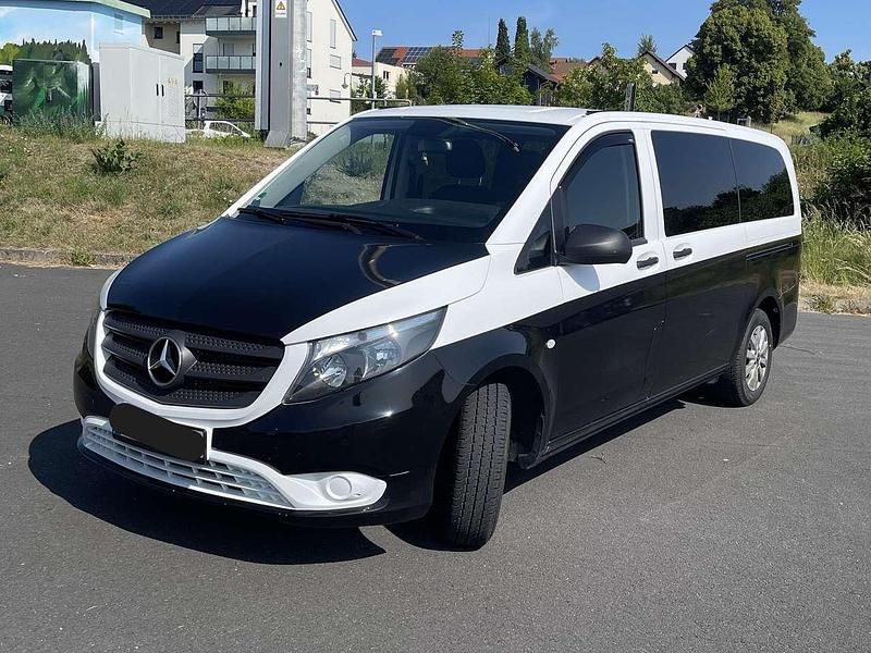 Gebraucht 2019 Mercedes Vito Edition Van / Kleinbus | 27.500 € (Fairer Preis) - Bild 1/4