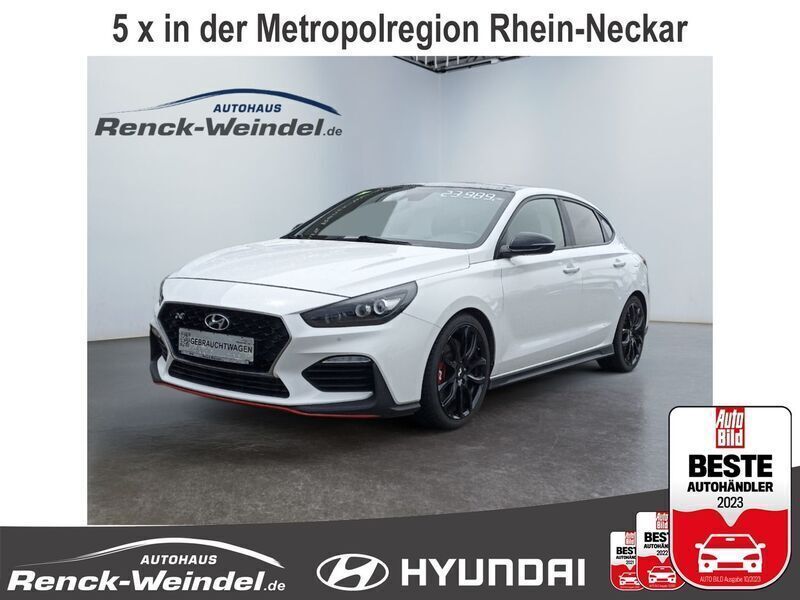 Weiss Gebraucht 2019 Hyundai i30 N Performance Limousine | 23.989 € (Fairer Preis) - Bild 1/4