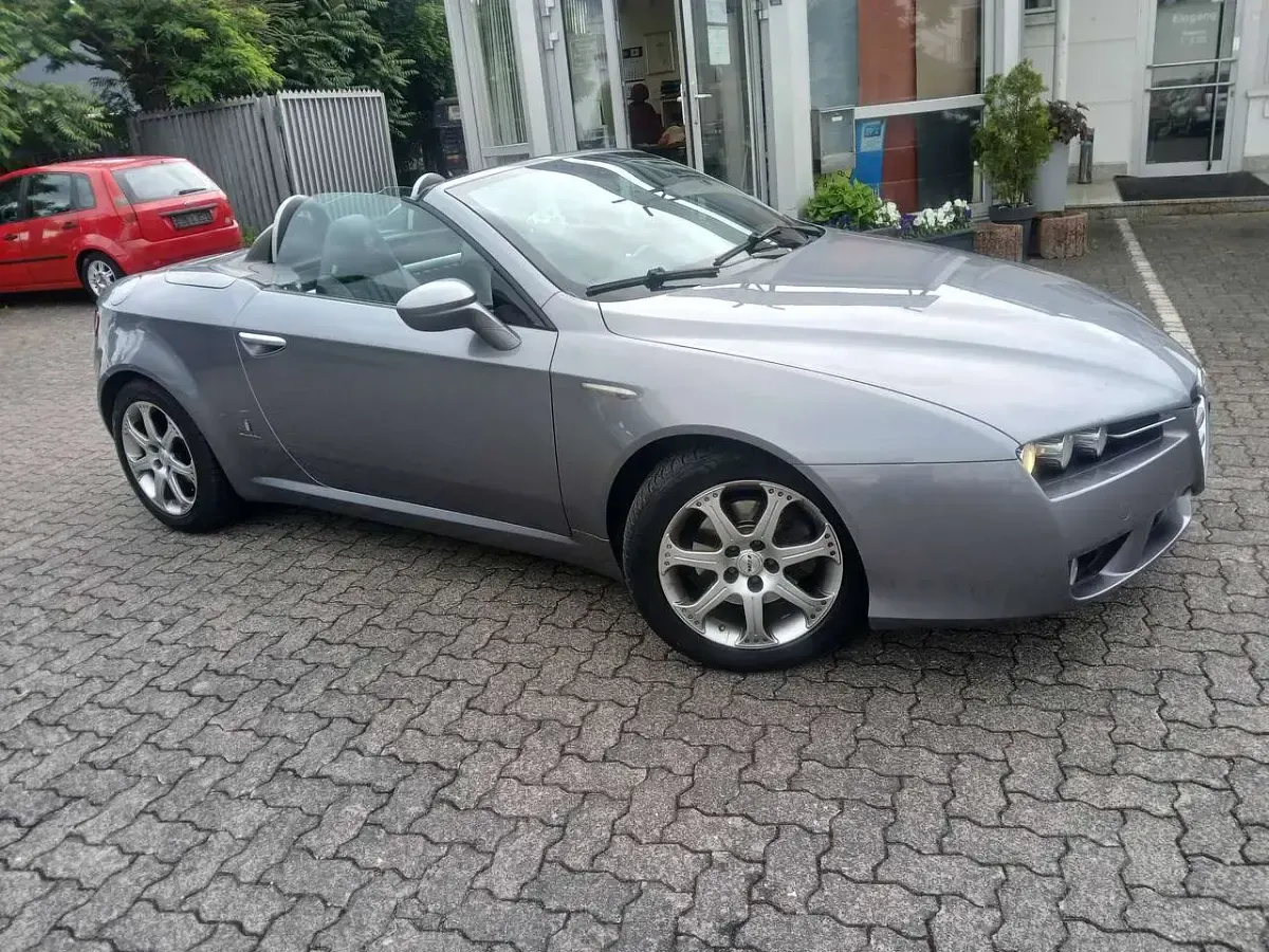 Gebraucht Alfa Romeo Spider Exclusive 185 PS (136 kW) 2007 Diamant grau Cabrio