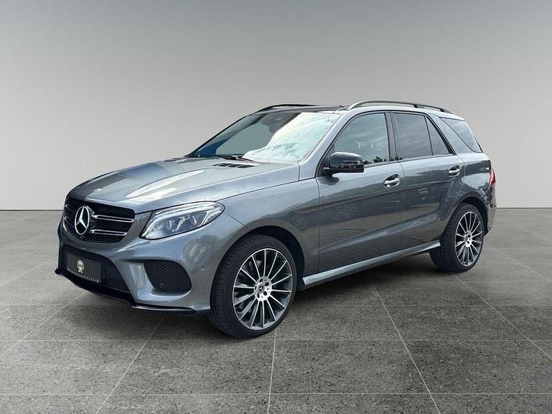 Grau Gebraucht 2018 Mercedes GLE350 AMG SUV | 35.999 € (Fairer Preis) - Bild 1/4
