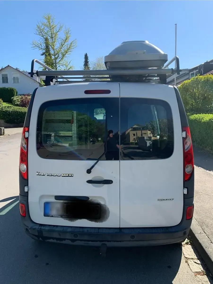 Używany Renault Kangoo 89 KM (65 kW) 2012 Biały Minivan