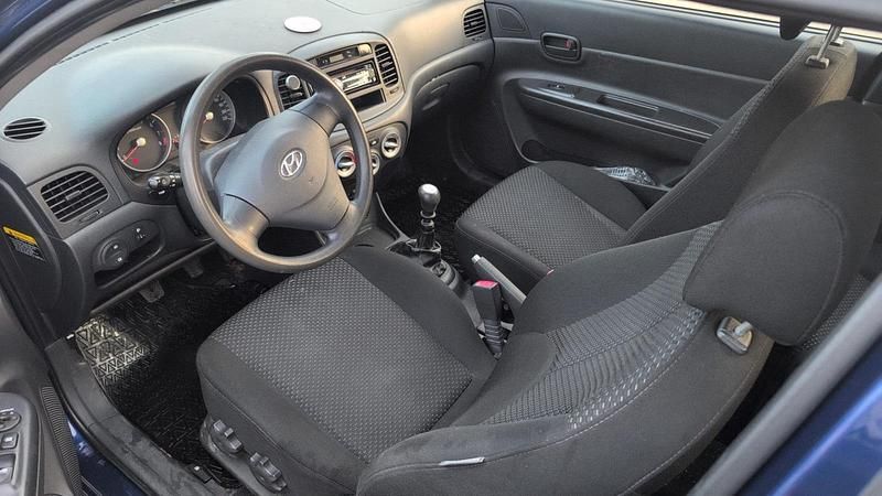 Gebraucht Hyundai Accent 97 PS (71 kW) 2007 Blau Coupé