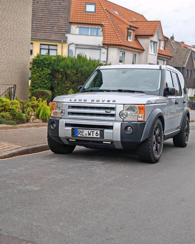 Silber Gebraucht 2007 Land Rover Discovery 3 SUV | 12.250 € - Bild 1/4