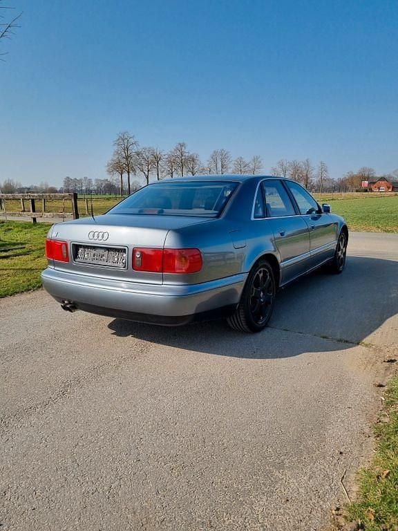 Gebraucht Audi S8 340 PS (250 kW) 1997 Grau Limousine