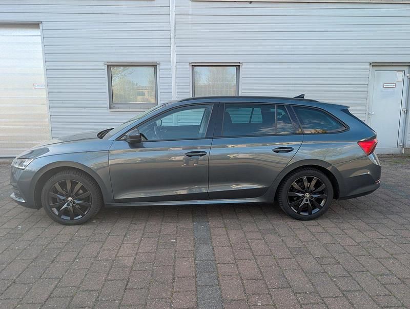 Gebraucht Skoda Octavia 116 PS (85 kW) 2021 Grau Kombi