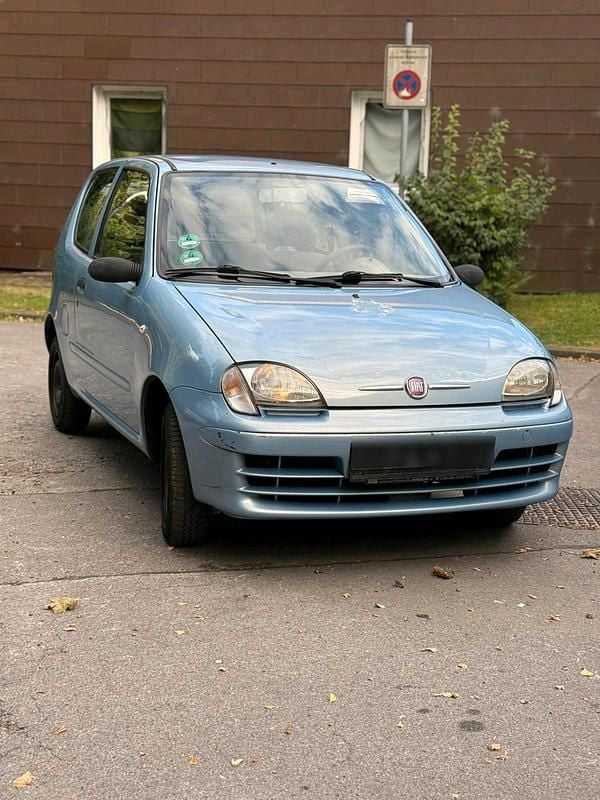 Blau Gebraucht 2009 Fiat Seicento Kleinwagen | 699 € (Superpreis) - Bild 1/4