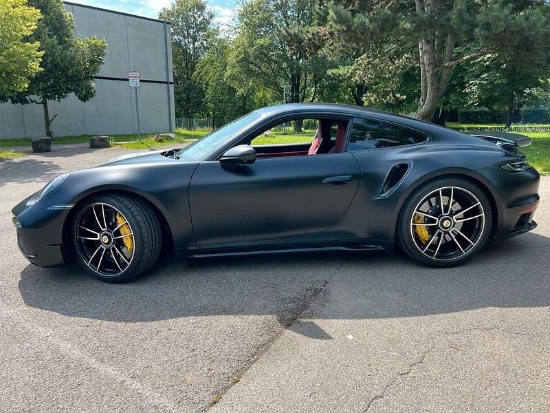Schwarz Gebraucht 2023 Porsche 992 Coupé | 225.000 € (Superpreis) - Bild 1/4
