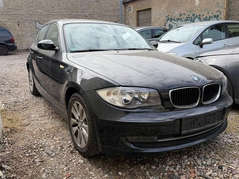 Gebraucht BMW 116 Advantage 122 PS (89 kW) 2009 Schwarz Kleinwagen