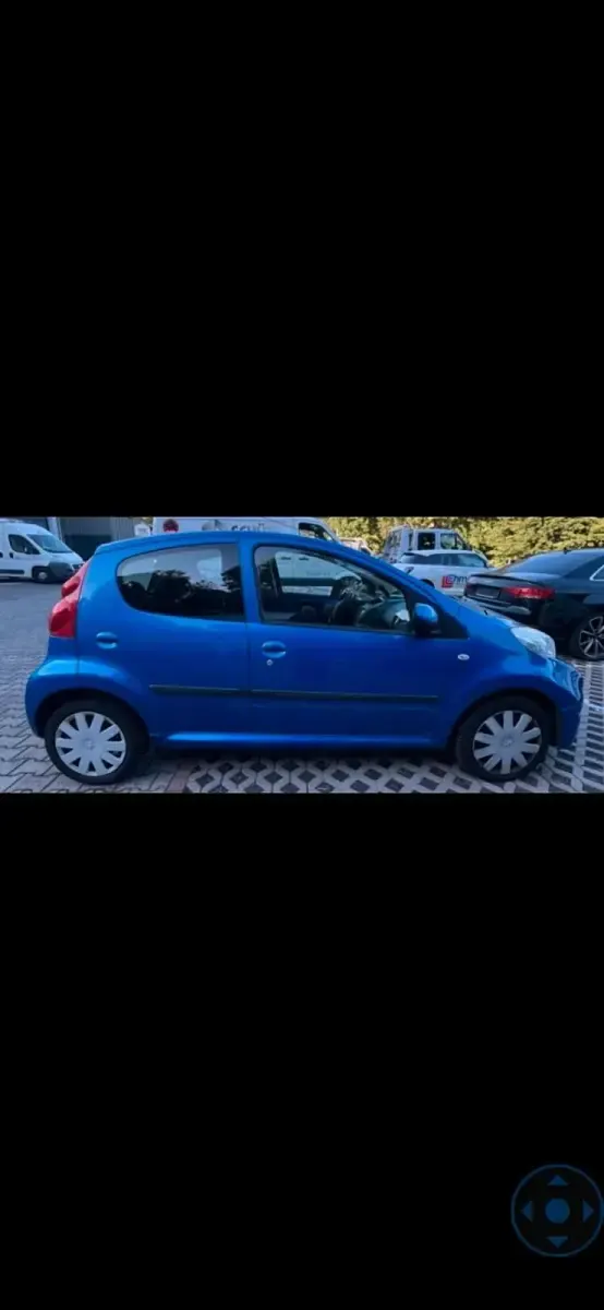 Gebraucht Renault Mégane III 140 PS (102 kW) 2011 Blau Kleinwagen