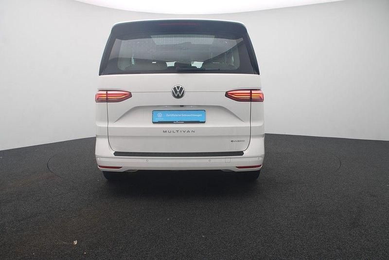 Usado VW Multivan Life 150 HP (110 kW) 2022 Branco Monovolume