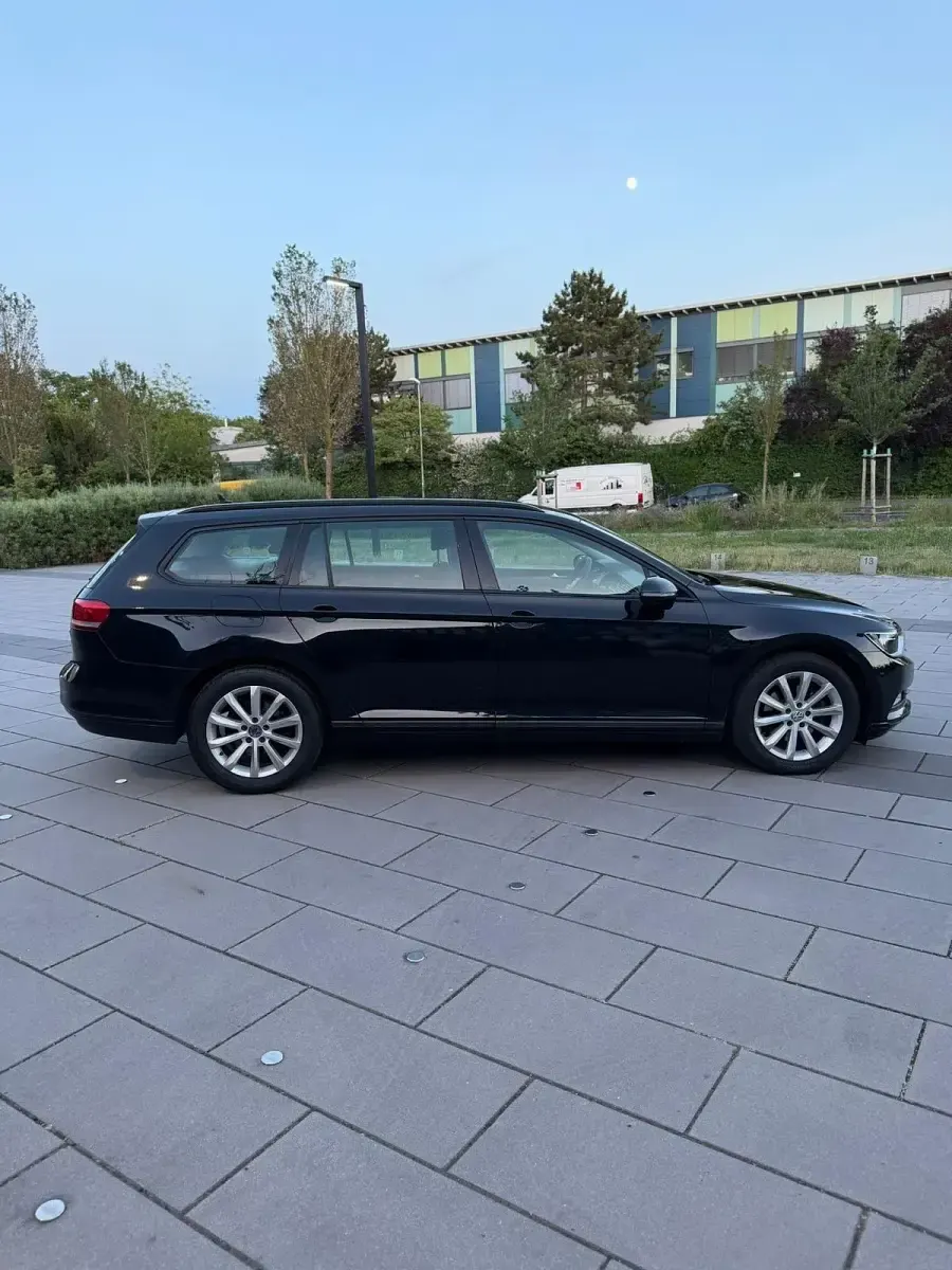 Gebraucht VW Passat 150 PS (110 kW) 2017 Schwarz Kombi