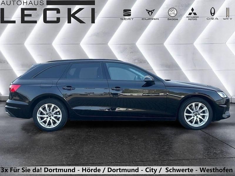 Second-hand Audi A4 150 CP (110 kW) 2022 Negru Break