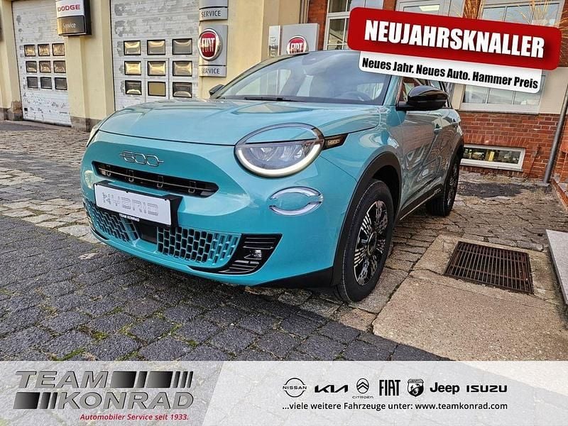 Gebraucht Fiat 600 Style 136 PS (100 kW) 2024 Blau Limousine