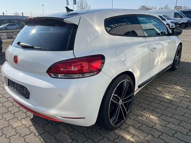 Gebraucht VW Scirocco Sportline 122 PS (89 kW) 2011 Weiß Coupé