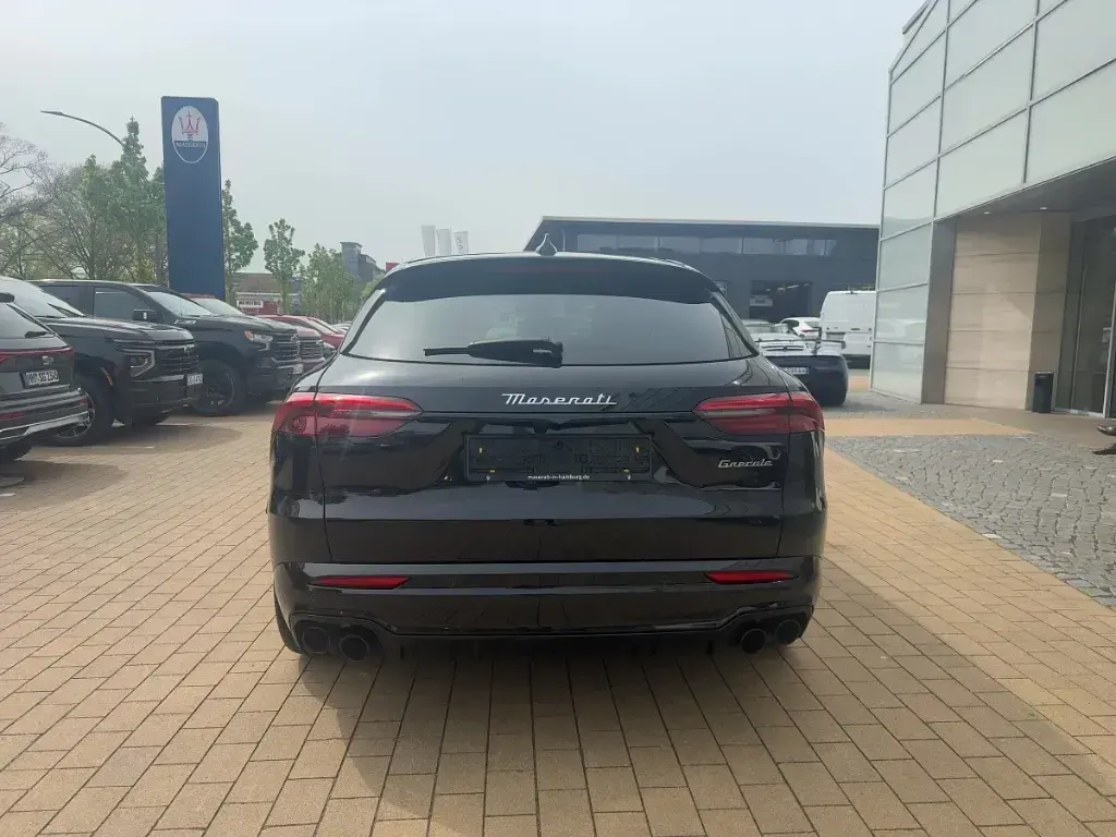 Neu Maserati Grecale 330 PS (242 kW) 2026 Schwarz SUV