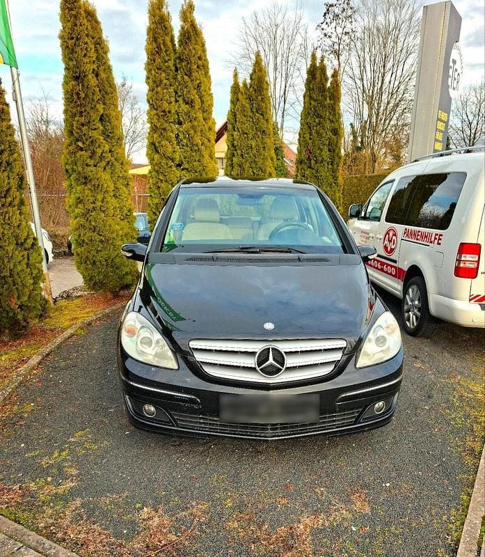 Gebraucht Mercedes B200 193 PS (141 kW) 2007 Schwarz Van / Kleinbus