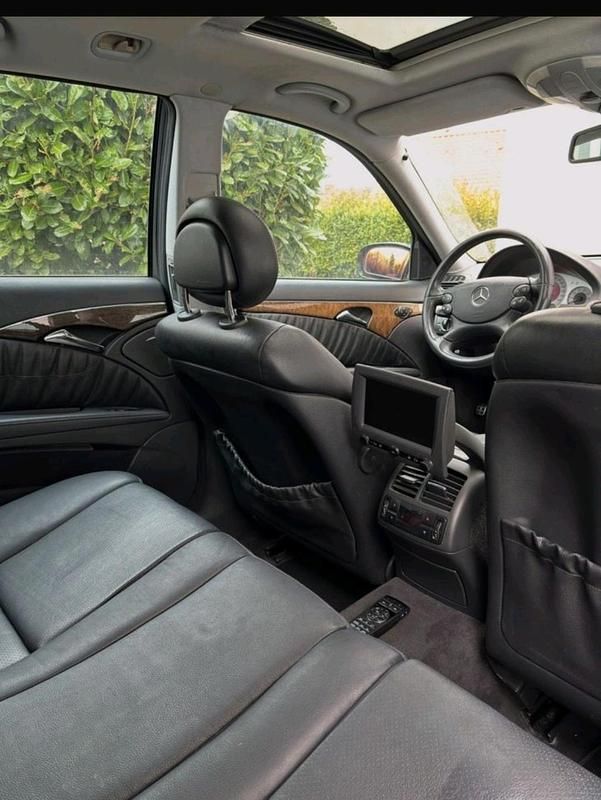 Gebraucht Mercedes E350 272 PS (200 kW) 2005 Schwarz Kombi
