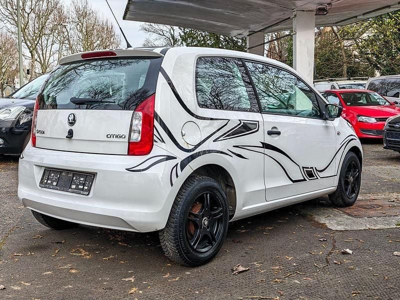 Gebraucht Skoda Citigo Active 60 PS (44 kW) 2012 Candyweiss Kleinwagen