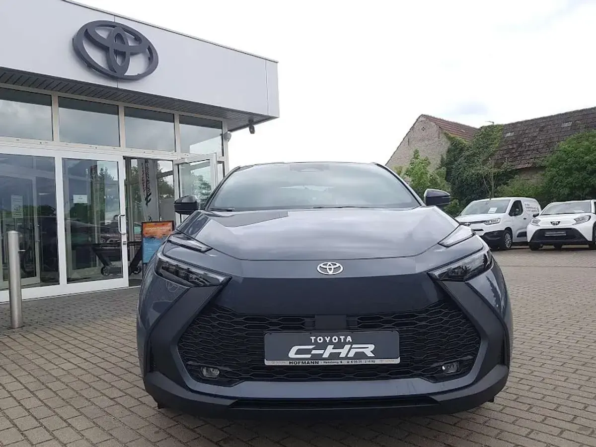 Neu Toyota C-HR 140 PS (102 kW) 2026 Ash grey metallic / schwarz SUV