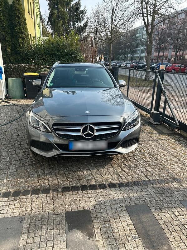 Gebraucht Mercedes C350e 279 PS (205 kW) 2017 Grau Kombi