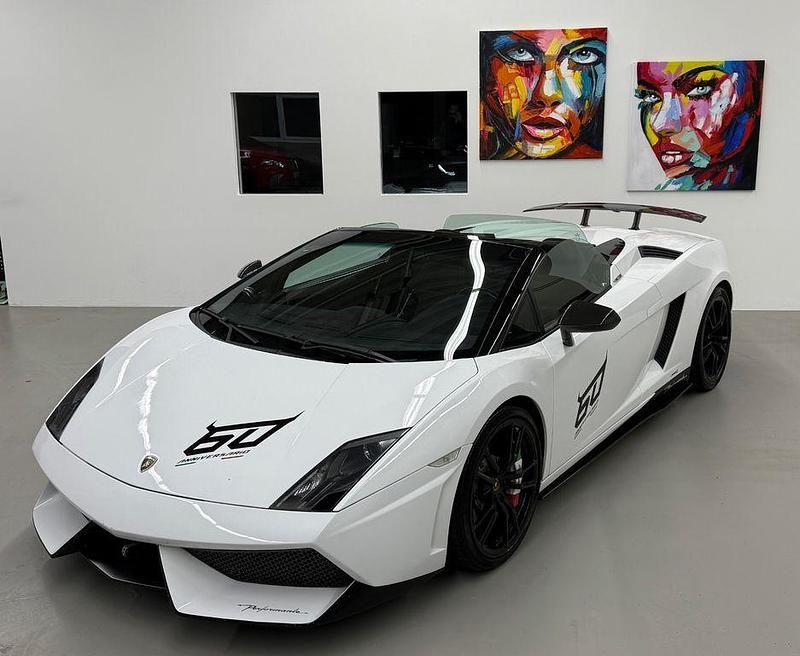 Weiß Gebraucht 2012 Lamborghini Gallardo Cabrio | 167.900 € - Bild 1/4