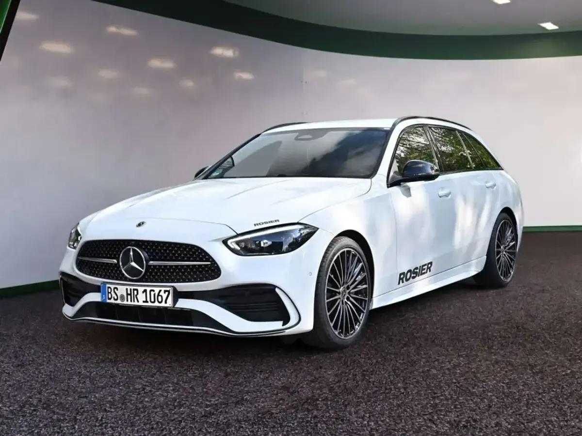 Gebraucht Mercedes C200 AMG line 204 PS (150 kW) 2025 Weiss / polarweiß Kombi