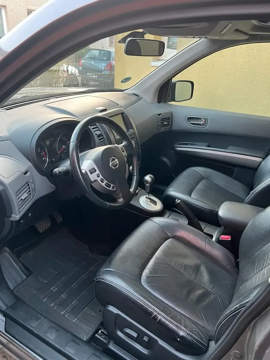 Gebraucht Nissan X-Trail 169 PS (124 kW) 2009 Grau SUV