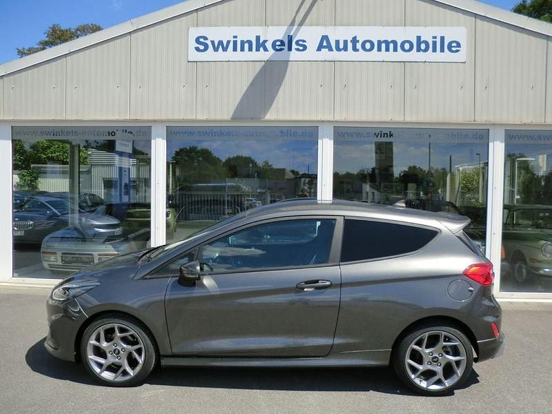 Grau Gebraucht 2018 Ford Fiesta Performance Edition Kleinwagen | 15.900 € (Guter Preis) - Bild 1/4