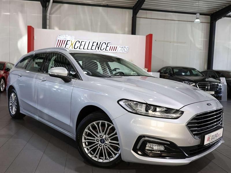 Gebraucht Ford Mondeo Titanium 190 PS (139 kW) 2022 Polar silber Kombi