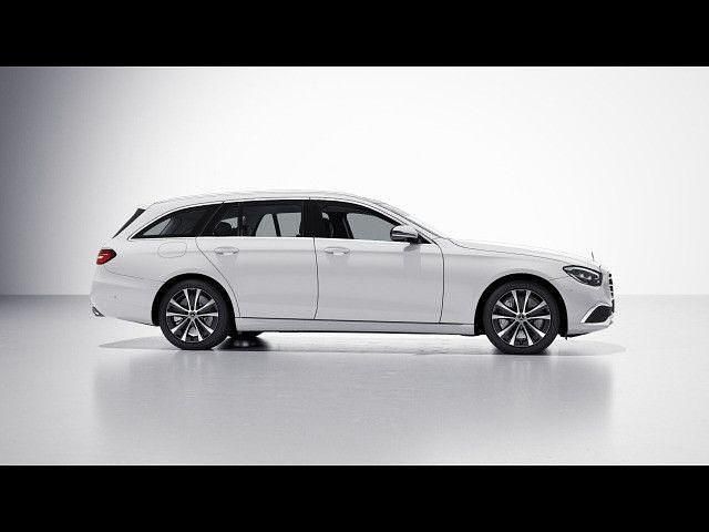 Gebraucht Mercedes E300 Avantgarde 306 PS (225 kW) 2021