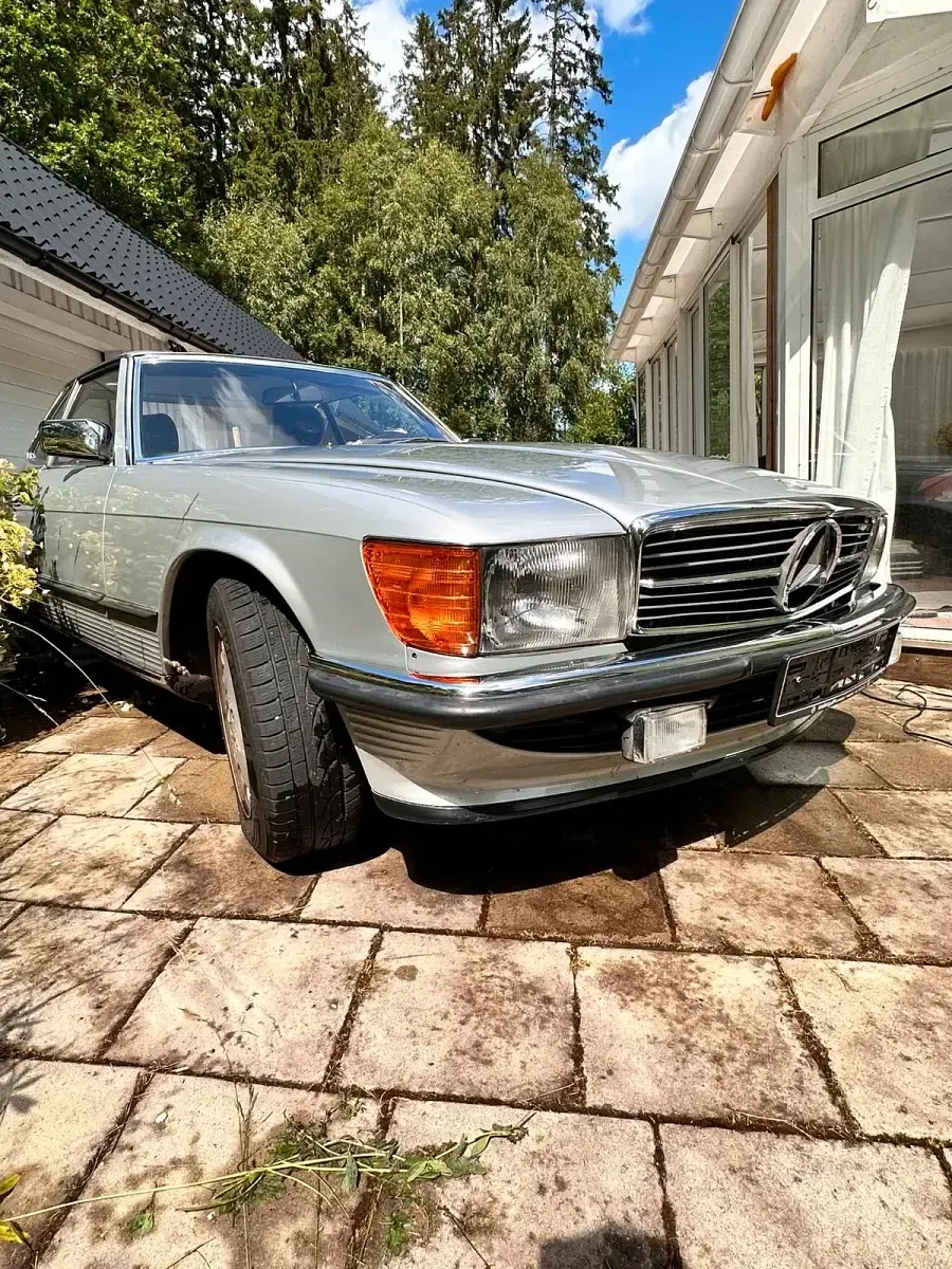 Gebraucht Mercedes SL300 188 PS (138 kW) 1985 Silber Cabrio