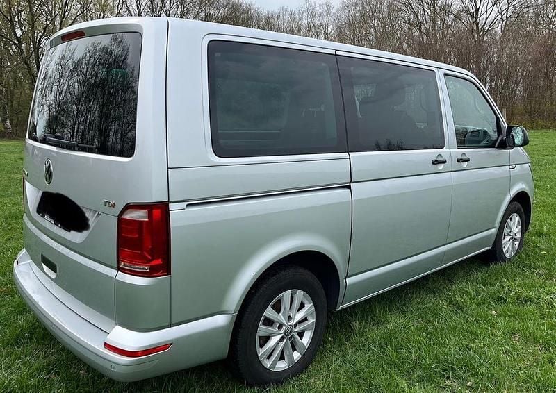 Second-hand VW T6 150 CP (110 kW) 2017 Argintiu Van