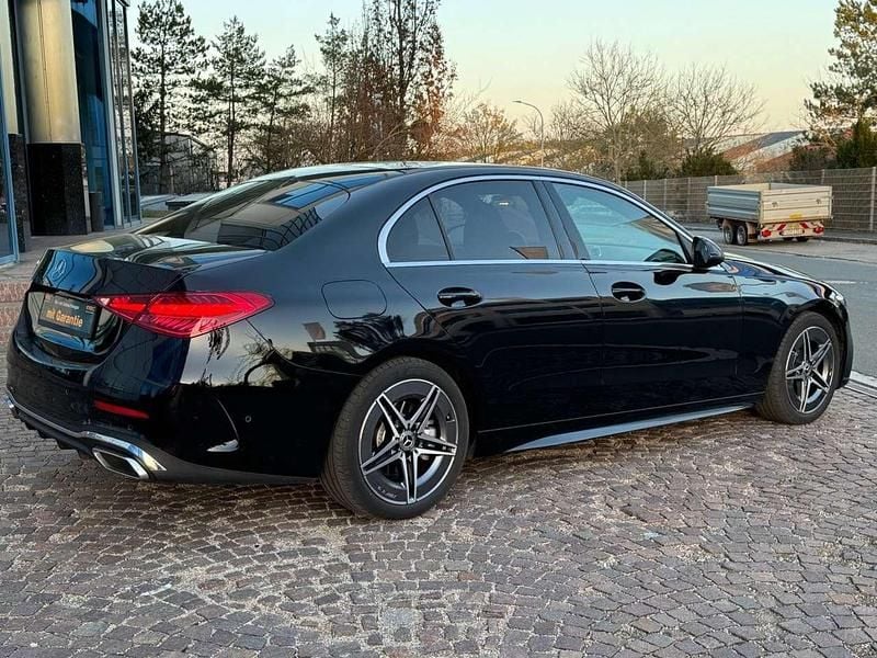 Gebraucht Mercedes C200 AMG 204 PS (150 kW) 2022 Schwarz Limousine