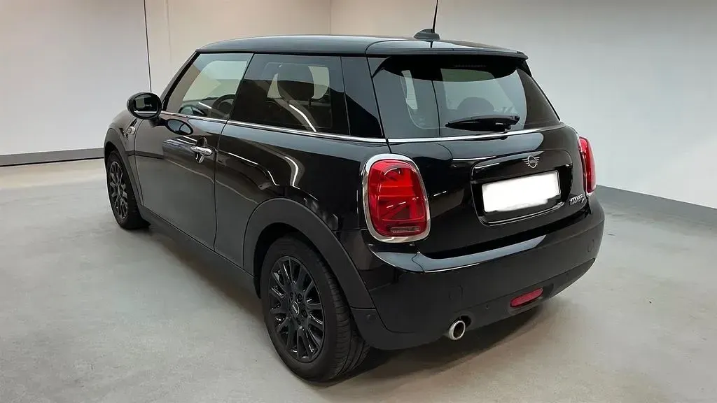 Gebraucht Mini Cooper D 116 PS (85 kW) 2018 Schwarz Kleinwagen