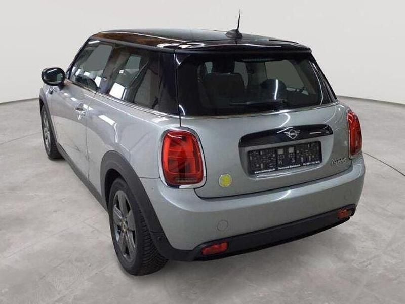 Gebraucht Mini Cooper SE Essential 135 kW (184 PS) 2023 Silber Kleinwagen