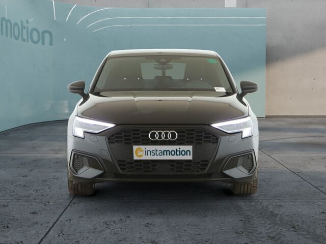 Gebraucht Audi A3 Sportback e-tron 204 PS (150 kW) 2022 Schwarz Kleinwagen