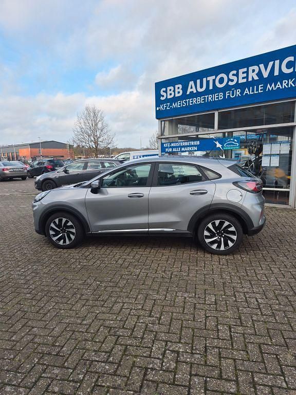 Gebraucht Ford Puma Titanium 125 PS (91 kW) 2022 Silber SUV
