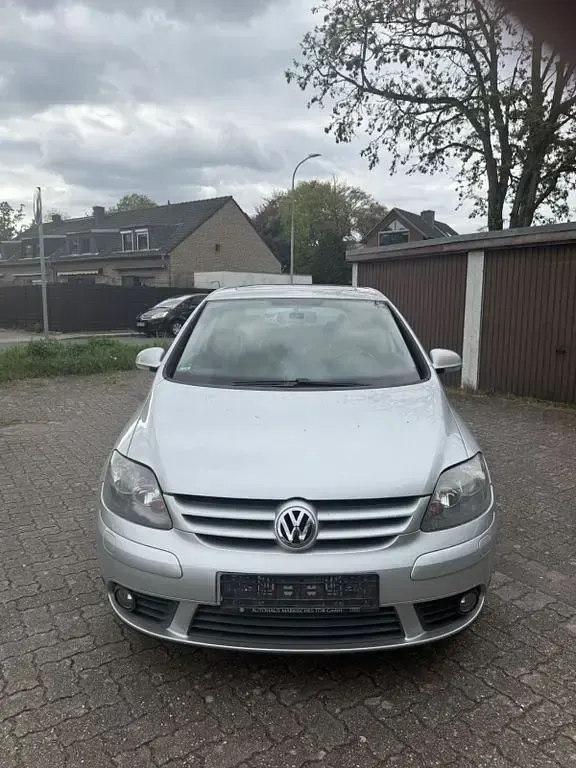 Używany VW Golf Plus Cross Edition 140 KM (102 kW) 2007 Srebrny Minivan
