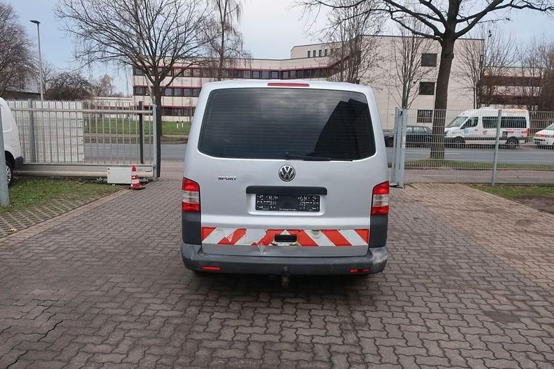 Gebraucht VW T5 140 PS (102 kW) 2011 Silber Van