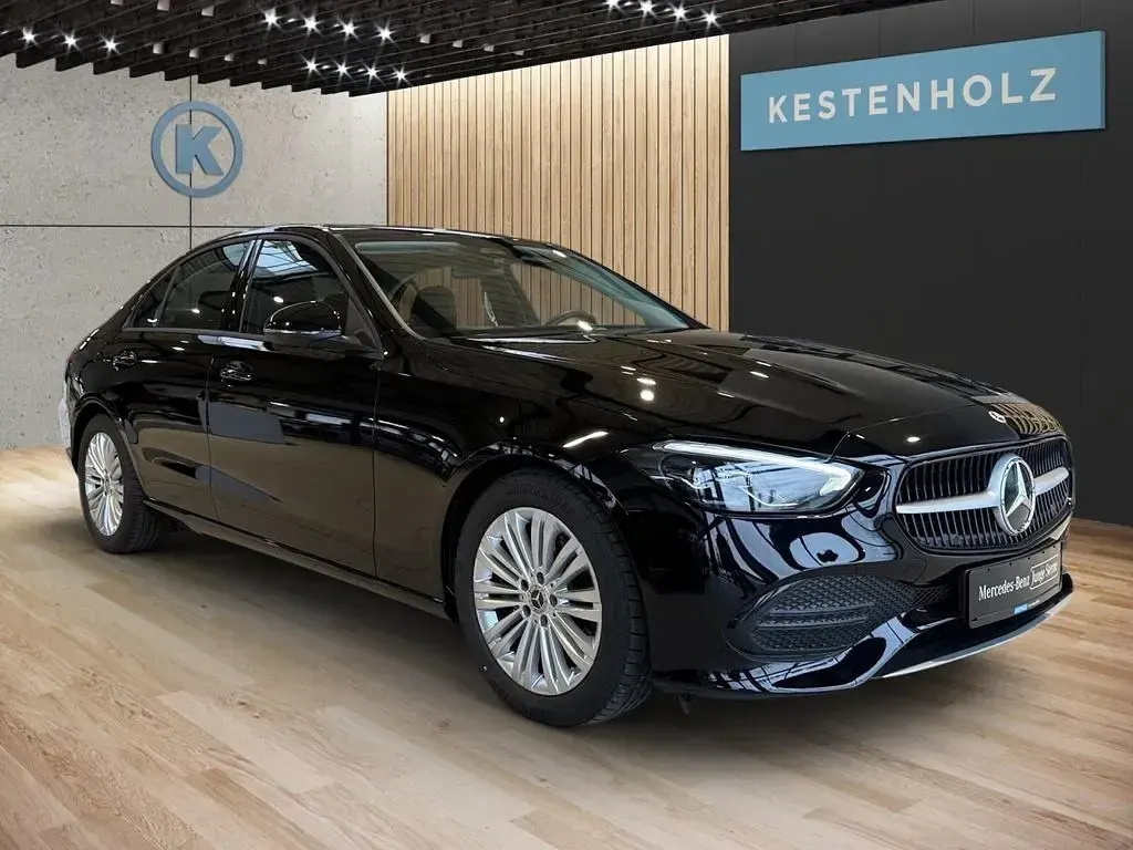 Gebraucht Mercedes C200 204 PS (150 kW) 2024 Schwarz Limousine