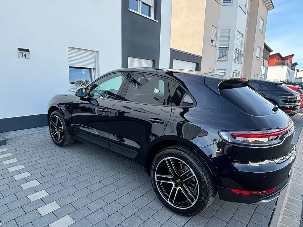 Gebraucht Porsche Macan 245 PS (180 kW) 2019 Schwarz SUV