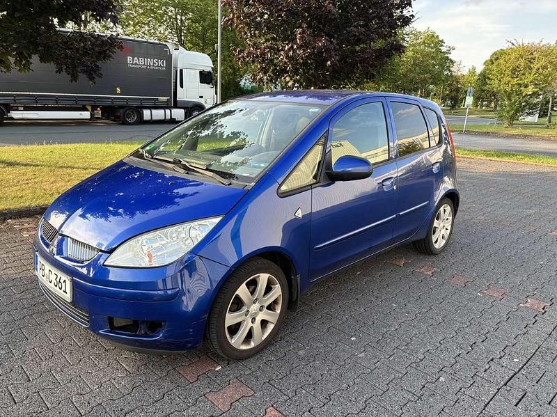 Blau Gebraucht 2006 Mitsubishi Colt Motion Kleinwagen | 1.299 € (Fairer Preis) - Bild 1/4