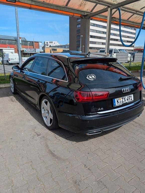 Gebraucht Audi A6 Ambiente 190 PS (139 kW) 2016 Schwarz Kombi