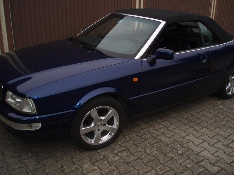 Blau Gebraucht 1998 Audi Cabriolet Cabrio | 6.800 € (Fairer Preis) - Bild 1/4