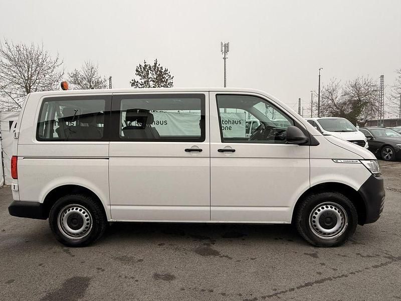 Gebraucht VW Caravelle Trendline 110 PS (80 kW) 2021 Candyweiß Van / Kleinbus