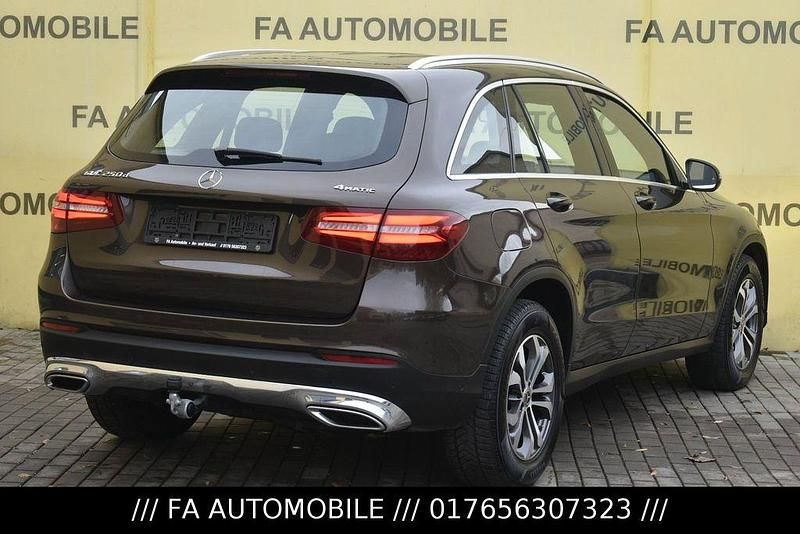 Gebraucht Mercedes GLC250 204 PS (150 kW) 2018 Other SUV