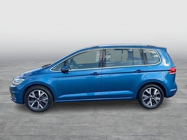 Gebraucht VW Touran Highline 150 PS (110 kW) 2022 Blau Van / Kleinbus