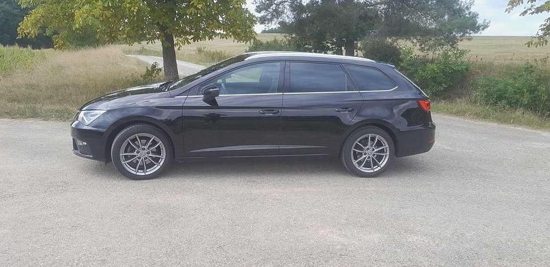 Schwarz Gebraucht 2020 Seat Leon XCELLENCE Kombi | 20.500 € (Guter Preis) - Bild 1/4