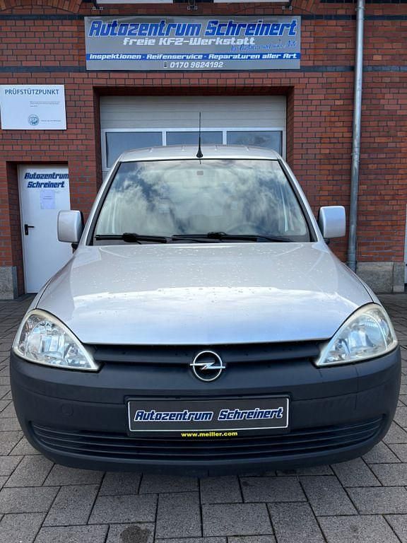 Second-hand Opel Combo 101 CP (74 kW) 2006 Argintiu Monovolum
